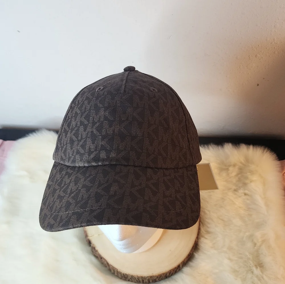 Michael Kors Signature Logo Cap Brown
